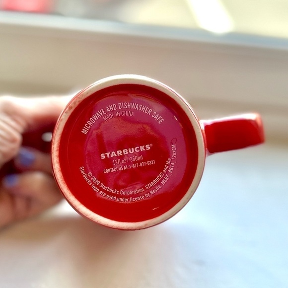 Bundle 2 Starbucks Holiday Ceramic Mugs 2011 10oz Mittens/Dove 2020 12oz… - Picture 8 of 11